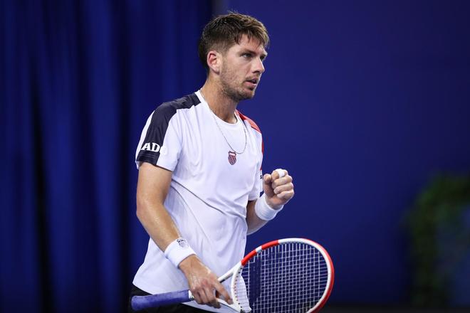 她创造了更 她创造了更