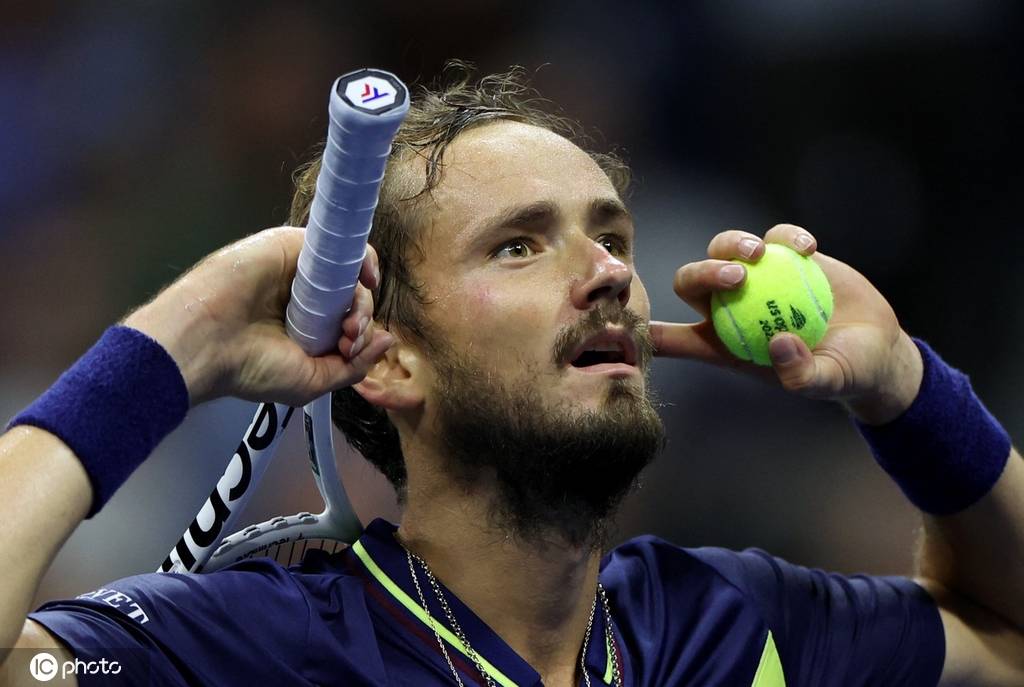 教导他们坚 教导他们坚